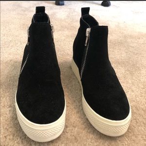 Steve Madden Wedgie sneakers